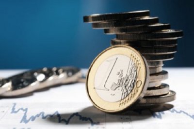 Πτωτικά συνεχίζει το ευρώ μετά την ανακοίνωση των στοιχείων για την Ευρωζώνη - Στα 1,1636 δολ.