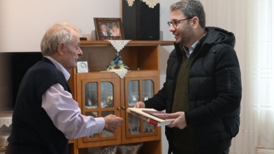 Στον Έβρο ο Ανδρουλάκης- Επισκέφτηκε το ζευγάρι ηλικιωμένων που έκανε τη δωρεά στο νοσοκομείο Διδυμοτείχου