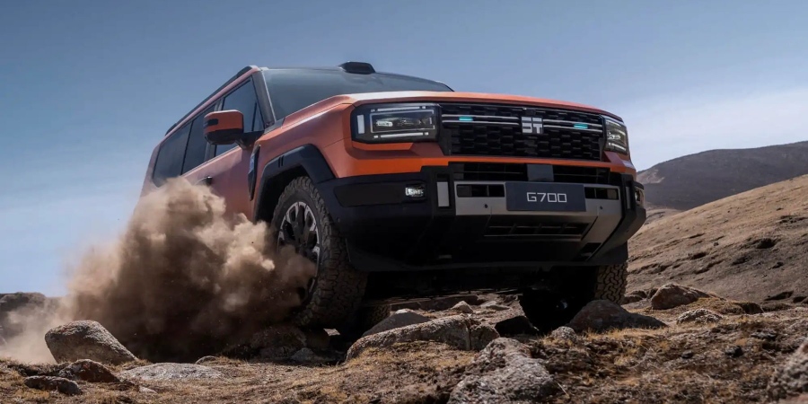 Jetour G700: Το plug-in υβριδικό SUV που «κολυμπά» και αποδίδει 904 ίππους