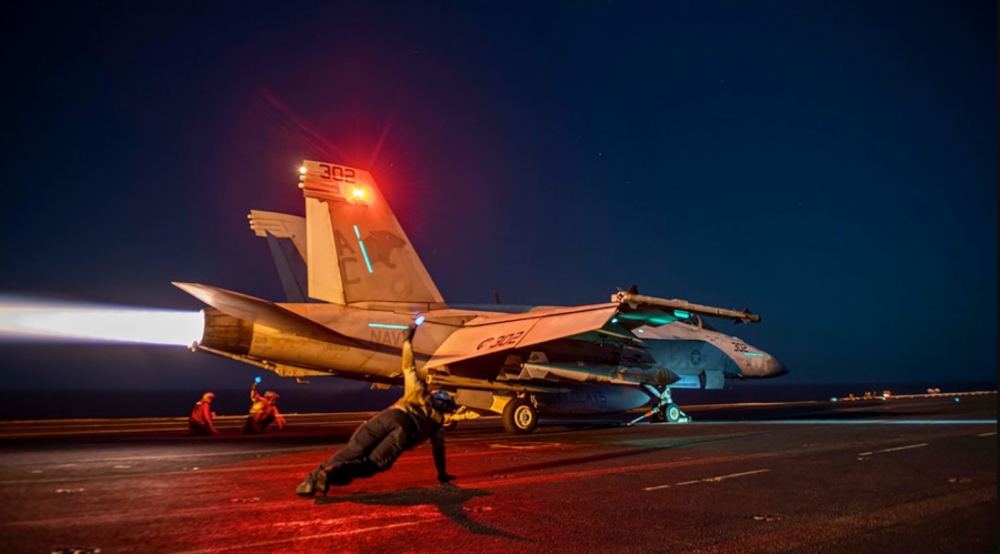 Ηχηρή παρέμβαση Ιράν: Τα πλήγματα από τις ΗΠΑ και Βρετανία κατά της Υεμένης παραβιάζουν ευθέως το διεθνές δίκαιο