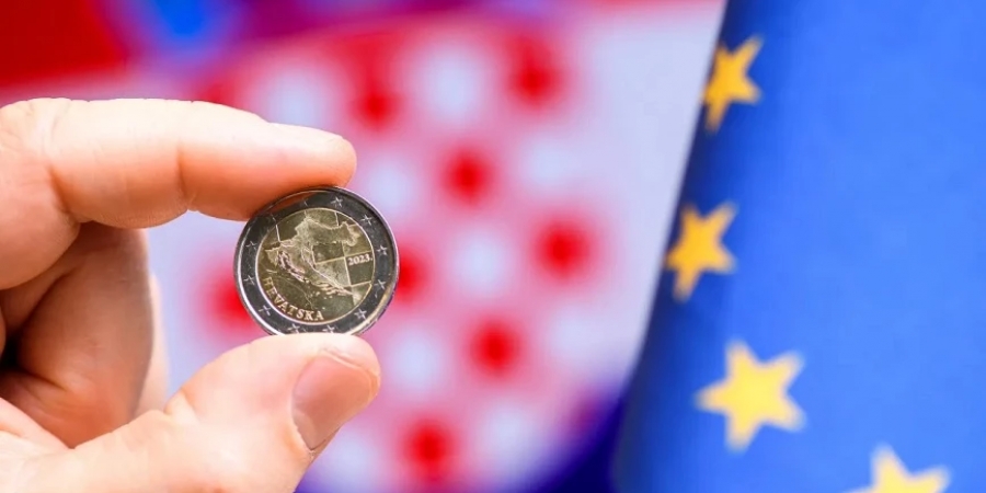 Η Κροατία υιοθετεί το ευρώ