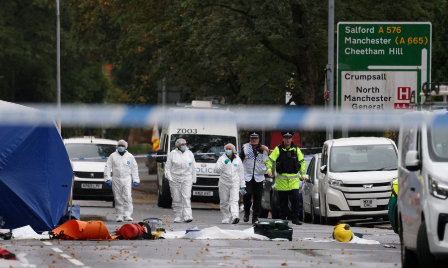 Τρομοκρατικό χτύπημα στο Μάντσεστερ - Τρεις ακόμη συλλήψεις για την επίθεση στη συναγωγή