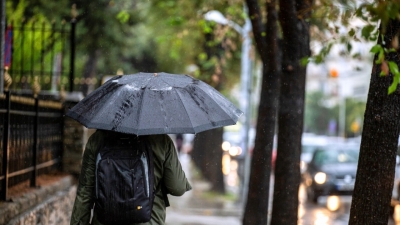 Καιρός: Χειμωνιάτικο τοπίο και αύριο 23/9 στην Ελλάδα - Βοριάδες 6 μποφόρ, πού θα βρέχει
