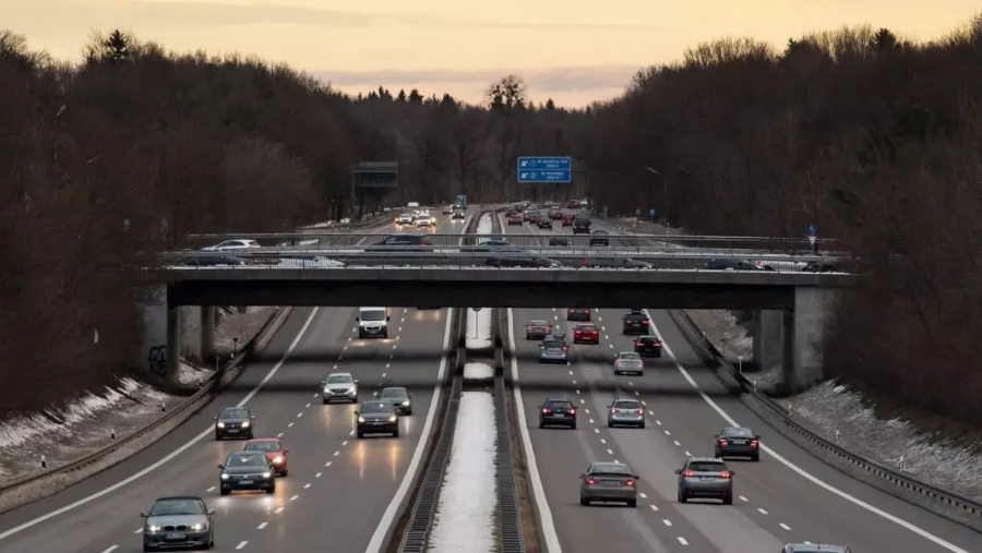 Έκτακτο περιβαλλοντικό χαράτσι σε εισαγόμενα μεταχειρισμένα ΙΧ – Τι προβλέπει η τροπολογία