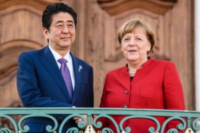 Στην Ιαπωνία η καγκελάριος Merkel – Τη συνοδεύουν Γερμανοί επιχειρηματίες