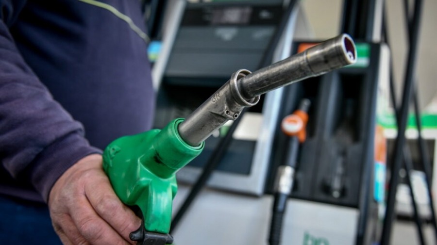Νέα αύξηση στη βενζίνη - Στα 2,168 ευρώ το λίτρο η μέση τιμή - Ακόμα πιο ακριβή σε περιφέρεια και νησιά