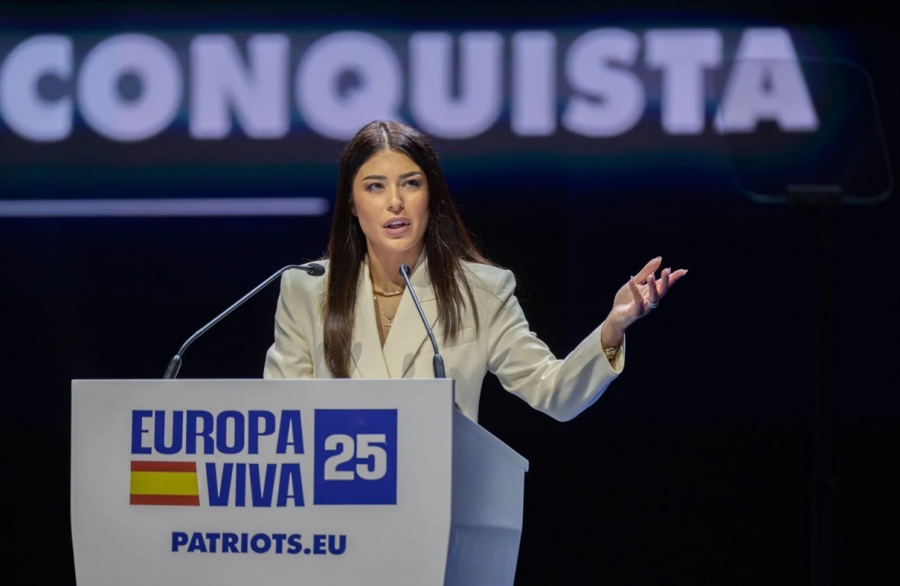 Αποθέωση για τη Λατινοπούλου στο συνέδριο EuropaViva των Πατριωτών: Η λαθρομετανάστευση είναι έγκλημα και πρέπει να σταματήσει