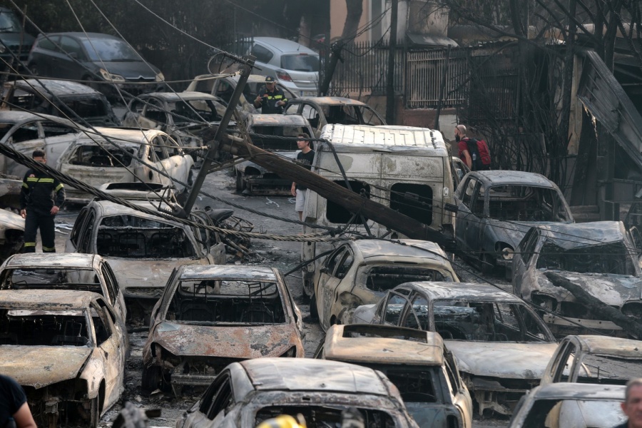 Πυροσβεστική: Στους 25 οι αγνοούμενοι από την καταστροφική πυρκαγιά στην Αττική - Στους 91 οι νεκροί
