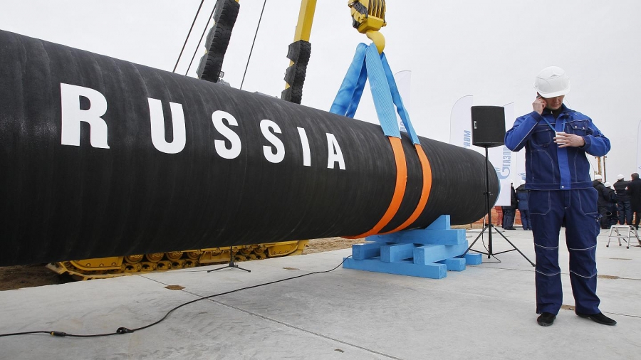 Διεργασίες για embargo σε ρωσικό πετρέλαιο - Στο τραπέζι η μείωση του κόστους για πειστούν και οι σκεπτικιστές