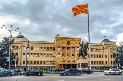 Βόρεια Μακεδονία: H Βουλή ενέκρινε την πρόταση της ΕΕ για ιστορικό συμβιβασμό με τη Βουλγαρία