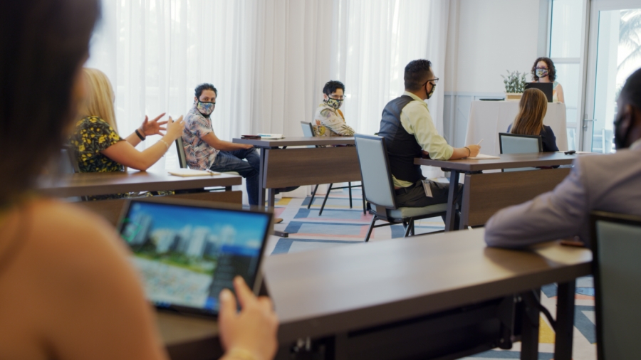 Οι 5 τρόποι προετοιμασίας για την επιστροφή συναντήσεων και εκδηλώσεων