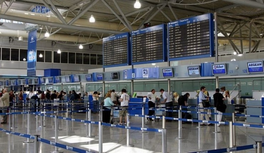 Ραγδαία πτώση 70% στην επιβατική κίνηση στα ελληνικά αεροδρόμια στο οκτάμηνο του 2020