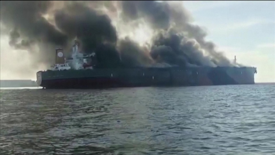 Τετέλεσται... Καίγονται τάνκερ στο Hormuz, τέλος πετρέλαιο και LNG από Μέση Ανατολή - Χτυπήθηκε πλοίο της οικογένειας Μιχαήλ