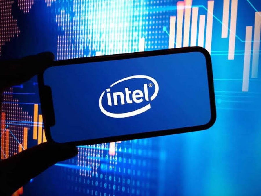 Ιστορική πτώση 29% για την Intel - Aπώλειες 12 δισ. δολαρίων για το αμερικανικό Δημόσιο