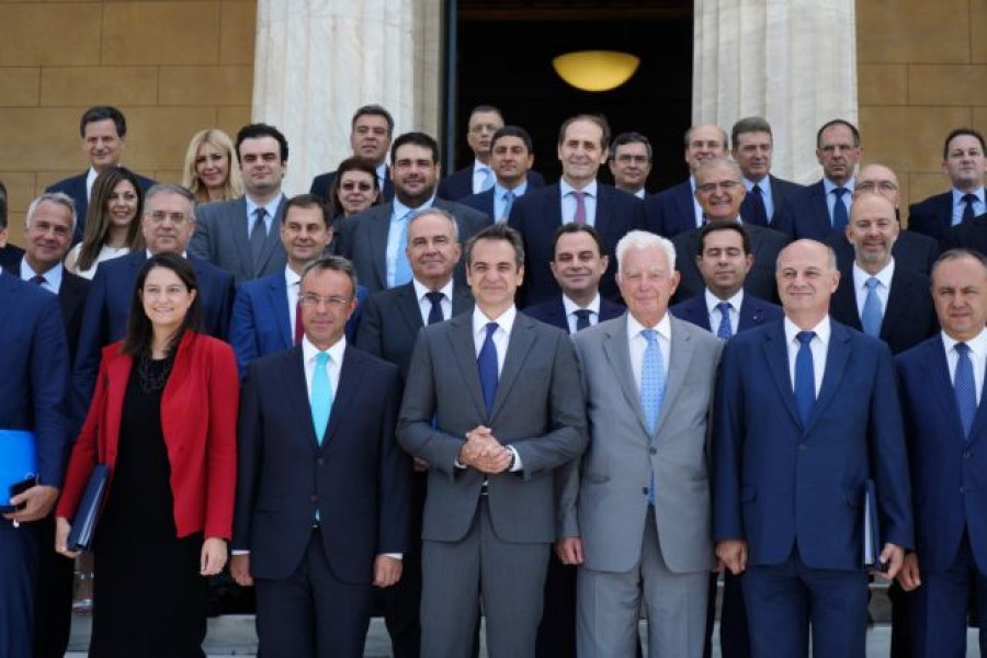 Ώρα αποφάσεων για τον Μητσοτάκη – Την Τετάρτη 29/7 ο ανασχηματισμός της κυβέρνησης - Στο επίκεντρο το Ταμείο Ανάκαμψης και... μια κόντρα