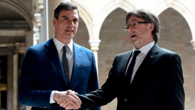 Ισπανία: Πλήρως εξαρτημένος από τους Καταλανούς αυτονομιστές ο P. Sanchez - «Δεν είναι δεδομένη η στήριξη στην κυβέρνηση»