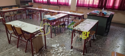 Ελλάδα 2.0 - Έπεσαν ξανά σοβάδες σε αίθουσα Δημοτικού σχολείου