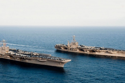Οι ΗΠΑ έχουν συγκεντρώσει μια  αρμάδα με 16 πολεμικά πλοία στη Μέση Ανατολή