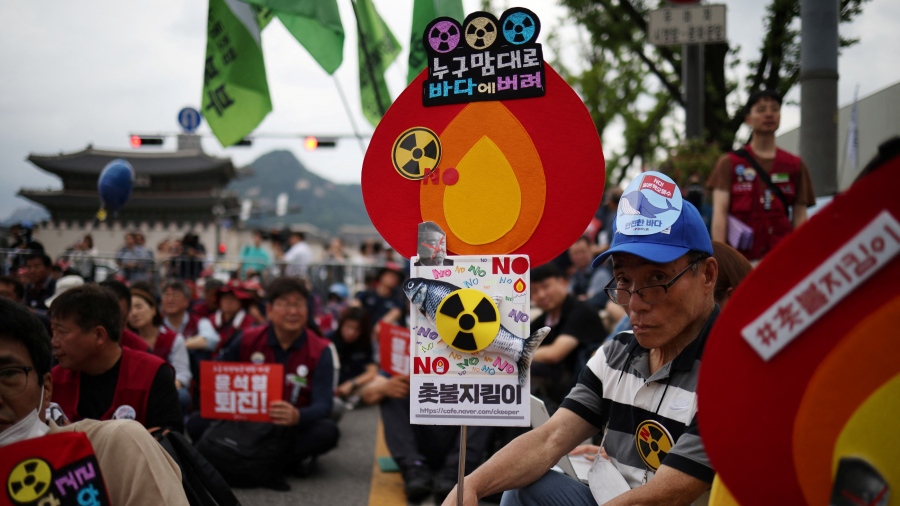 Ηχηρές οι αντιδράσεις στην απόρριψη επεξεργασμένων ραδιενεργών υδάτων της Φουκουσίμα στον Ειρηνικό - Στην Ν.Κορέα ο Grossi
