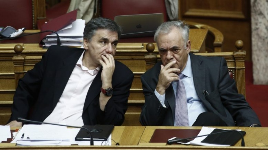 Γιατί επί 8 ημέρες Δραγασάκης, Τσακαλώτος ασχολούνται με τις τράπεζες και την ανάγκη ή μη ανακεφαλαιοποίησης τους;