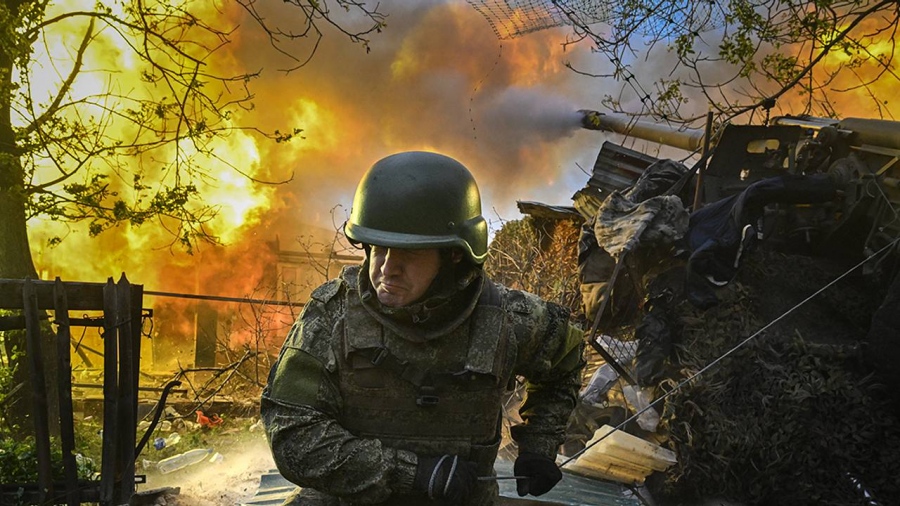 Θερινή θύελλα σαρώνει το Donetsk - Ο ρωσικός στρατός μπήκε στο Redkodub - Τουλάχιστον 220 Ουκρανοί στρατιώτες εξοντώθηκαν