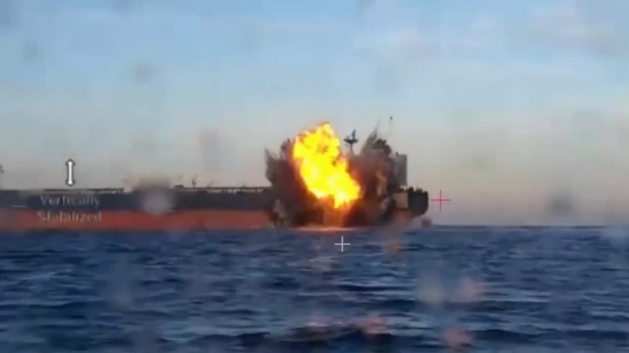 Dangerous games – Ukrainians hit Russian tanker in the Mediterranean