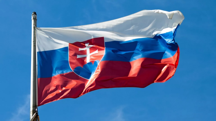 Μια παράξενη ιστορία λαμβάνει χώρα στη Σλοβακία - Γιατί θέλει να καταστρέψει τις σχέσεις με τη Ρωσία
