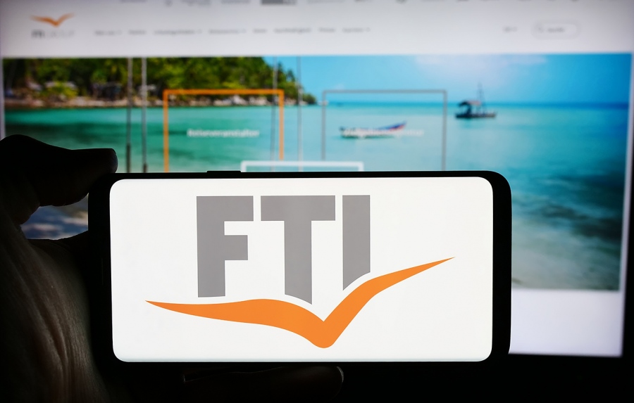 FTI: Κανόνι στον 3ο μεγαλύτερο ταξιδιωτικό όμιλο στην ΕΕ - Στον «αέρα» 7.500 τουρίστες στην Ελλάδα, χρέη 1,8 εκατ. σε 300 ξενοδοχεία