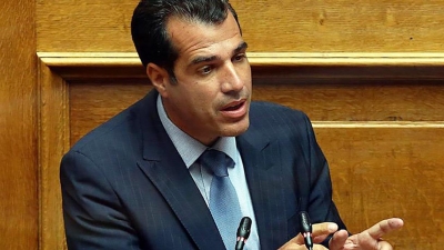 Πλεύρης από Λάρισα: Δεν τίθεται θέμα ούτε τοπικών ούτε γενικών lockdown