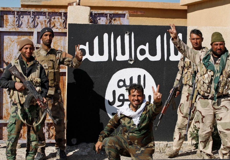 Στρατιωτικοί αναλυτές: Το ISIS ενδέχεται να αναγεννηθεί σε περίπτωση επέμβασης της Τουρκίας στη ΒΑ Συρία