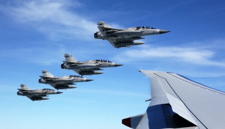 Yellow Sea showdown: US F-16s clash with Chinese fighters as Beijing goes on alert