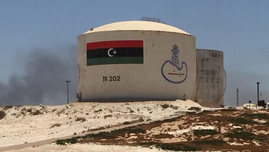 Το σημαντικότερο διυλιστήριο της Λιβύης ενδέχεται να αναστείλει τη λειτουργία του