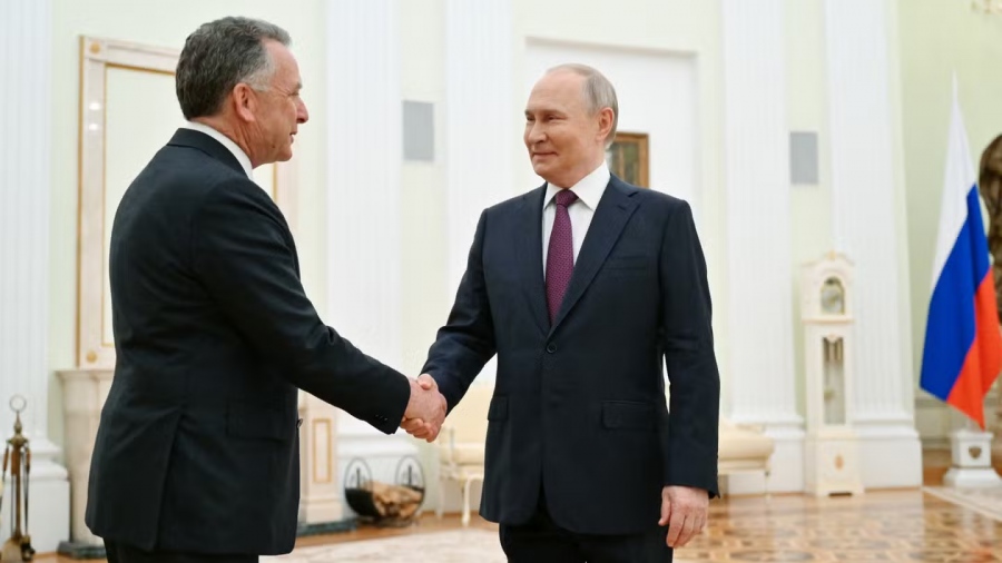 Αποκάλυψη Bloomberg: Η Ρωσία προτείνει σε Ουκρανία και ΗΠΑ εκεχειρία στον αέρα - Αύριο 6/8 η κρίσιμη συνάντηση Witkoff - Putin