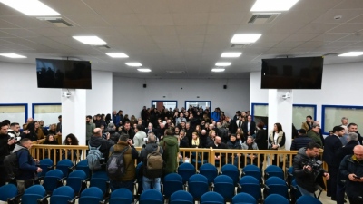 Χαμένα βίντεο στα Τέμπη: Νέα ταλαιπωρία για τους συγγενείς - Δεκτή η δήλωση αποχής της προέδρου, αναβάλλεται η εκδίκαση