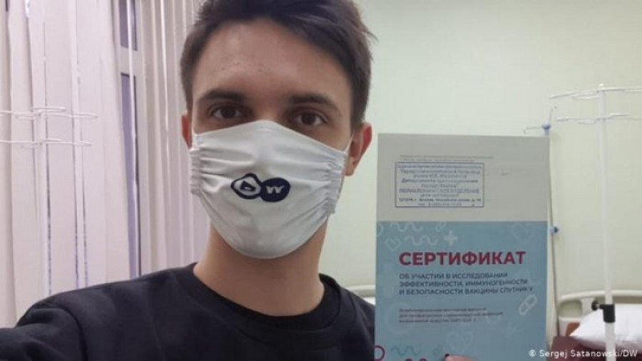 Εθελοντής για το ρωσικό εμβόλιο κατά του κορωνοϊού: Μου είπαν να μην κάνω παιδί τους επόμενους μήνες