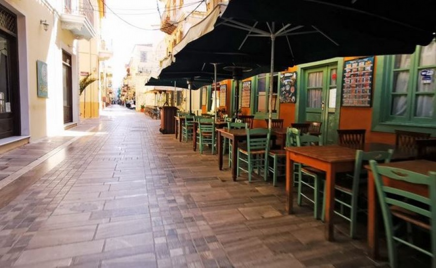 Στις 25 Μαίου αντί της 1ης Ιουνίου μεταφέρεται το άνοιγμα των επιχειρήσεων εστίασης