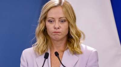 Η Μeloni πανηγυρίζει που η Ιταλία έγινε το «καλό παιδί» των αγορών και… διδάσκει την Ευρώπη