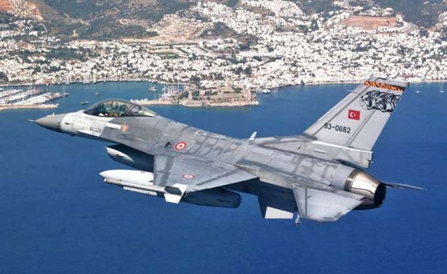 Πέντε εικονικές αερομαχίες πάνω από το Αιγαίο - Συνεχίζει τις προκλήσεις η Τουρκία