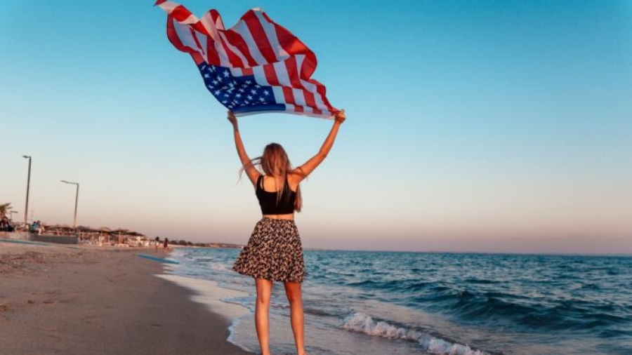 Google Flights : Οι κορυφαίοι καλοκαιρινοί προορισμοί των Αμερικανών