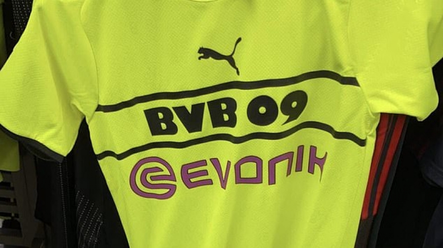 Ντόρτμουντ: Απέρριψε την αμφιλεγόμενη εμφάνιση της Puma που δεν είχε το σήμα της ομάδας!