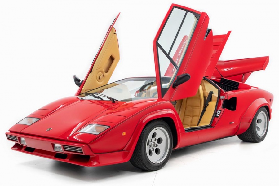 Κούκλα η Lamborghini Countach του Mario Andretti