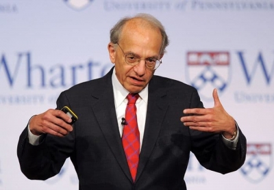 Siegel (Wharton Uni): Η Fed «φρενάρει πολύ δυνατά» - «Καμπανάκι» από NDR για 98% κίνδυνο παγκόσμιας ύφεσης