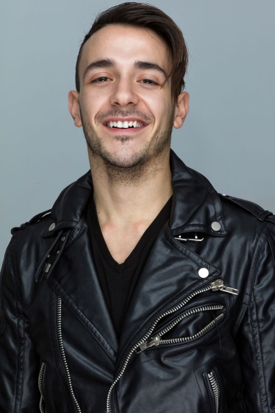 Ο βραβευμένος Έλληνας χορευτής Στέφανος Δημουλάς στο Δεύτερο Πρόγραμμα