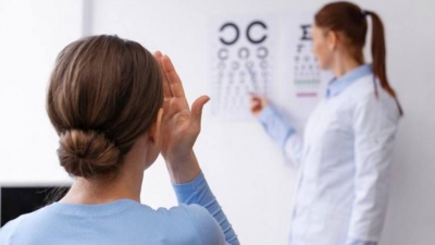 Δεν είναι τα gadget που καταστρέφουν τα μάτια σας - Οι αιτίες των προβλημάτων κρύβονται στις καθημερινές λεπτομέρειες