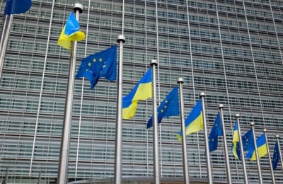Η ΕΕ στηρίζει Zelensky: Νέα χρηματοδότηση για πυραύλους και drones – Βαθαίνει το ρήγμα ΗΠΑ και Ευρώπης