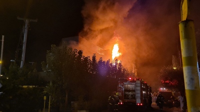 Πυρκαγιά σε διαμέρισμα στο Παλαιό Φάληρο – Δύο άτομα απεγκλώβισε η Πυροσβεστική