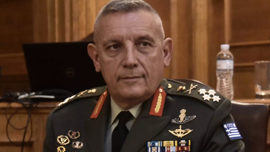 ΚΥΣΕΑ: Παράταση για 1 έτος στη θητεία του Φλώρου - Οι νέοι αρχηγοί ΓΕΣ και ΓΕΝ