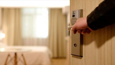 Τα μέτρα που ζητούν οι ξενοδόχοι για τον περιορισμό της επιβάρυνσης των επιχειρήσεων λόγω του ενεργειακού κόστους
