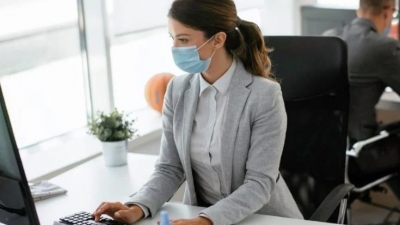 Επίδομα 430 ευρώ σε εργαζομένους: Ποιοι το δικαιούνται – Η προθεσμία για τις αιτήσεις