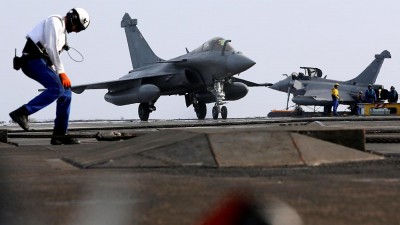 ΗΠΑ: Ο Trump επισπεύδει την πώληση όπλων στα ΗΑΕ αξίας 10 δισ. δολαρίων